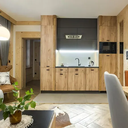 Apartment Zbyszko 1890 *